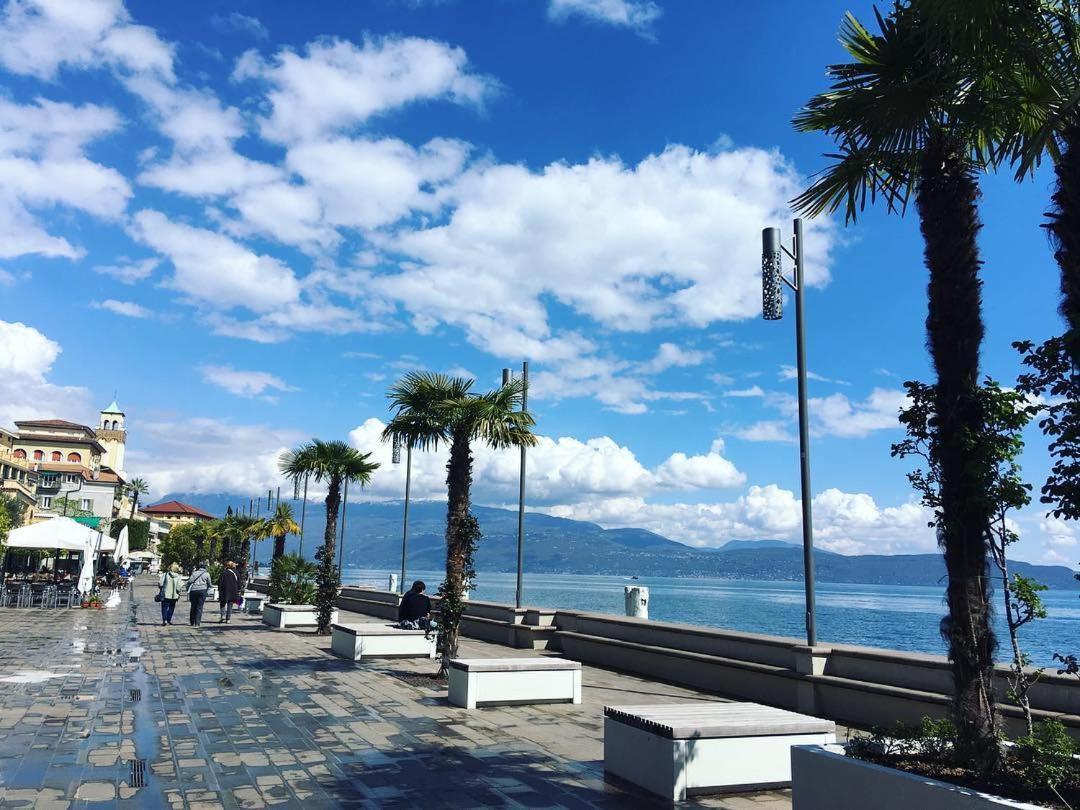 Hotel Diana Gardone Riviera Exterior foto