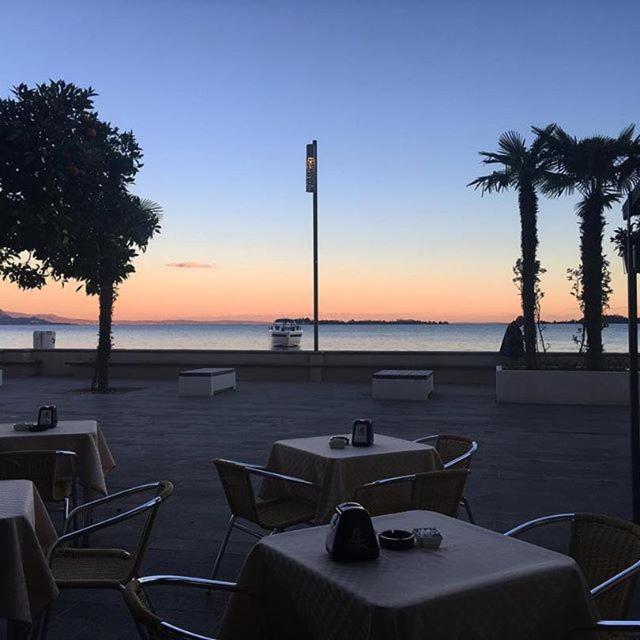 Hotel Diana Gardone Riviera Exterior foto